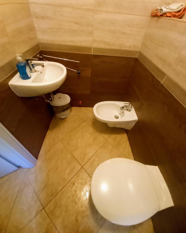 Aqua Apartman Révfülöp Eksteriør bilde
